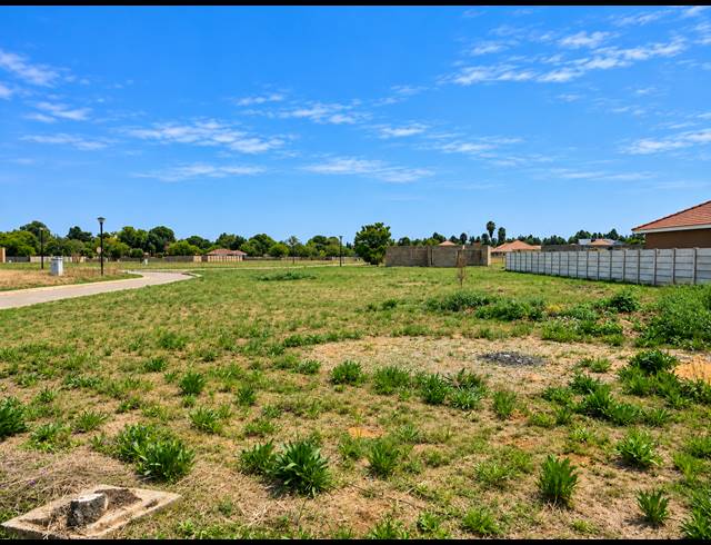 727M² VACANT LAND FOR SALE IN ARCON PARK